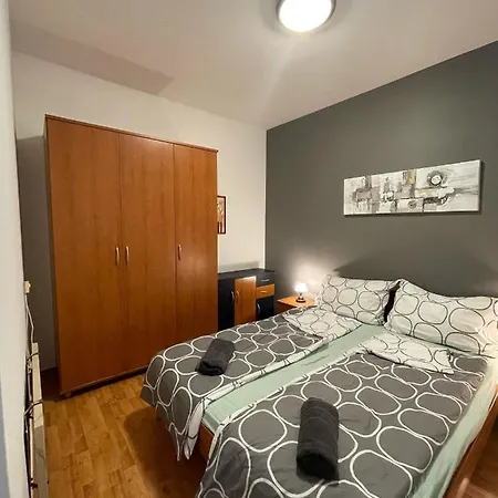 Amko Apartment *