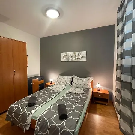 Amko Apartment *